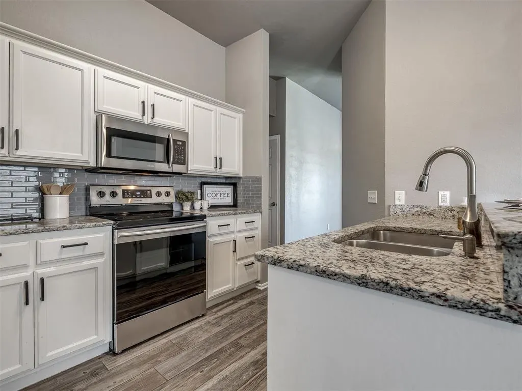 Photo 15 — 1816 Creekside Drive, Norman, OK 73071