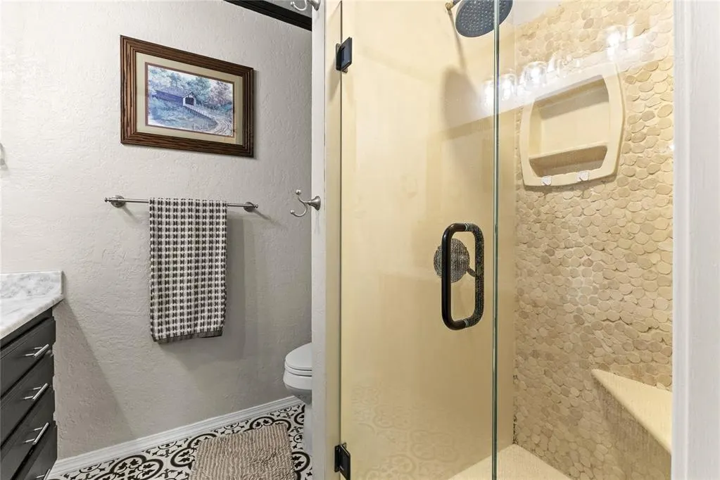Photo 18 — 7 Easy Street, Clinton, OK 73601