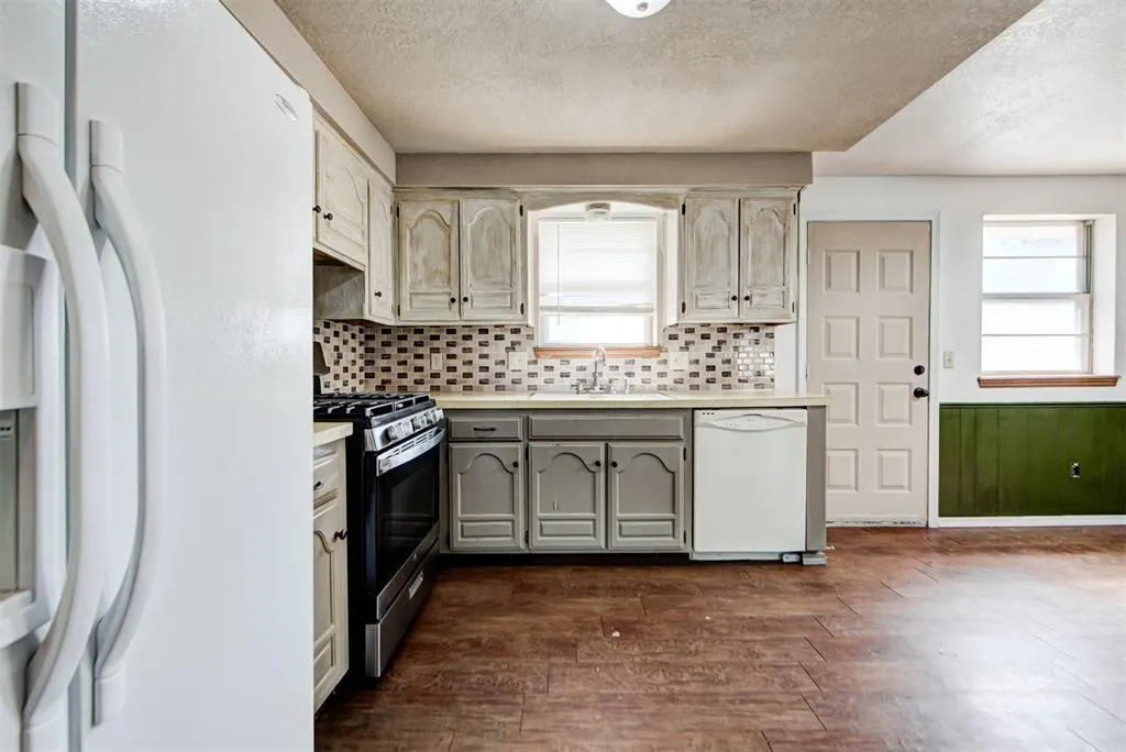 Photo 14 — 1008 S Morgan Drive, Moore, OK 73160