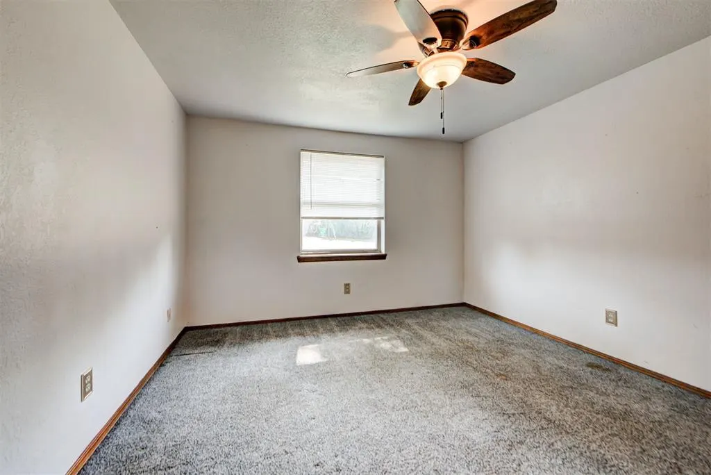 Photo 20 — 1008 S Morgan Drive, Moore, OK 73160