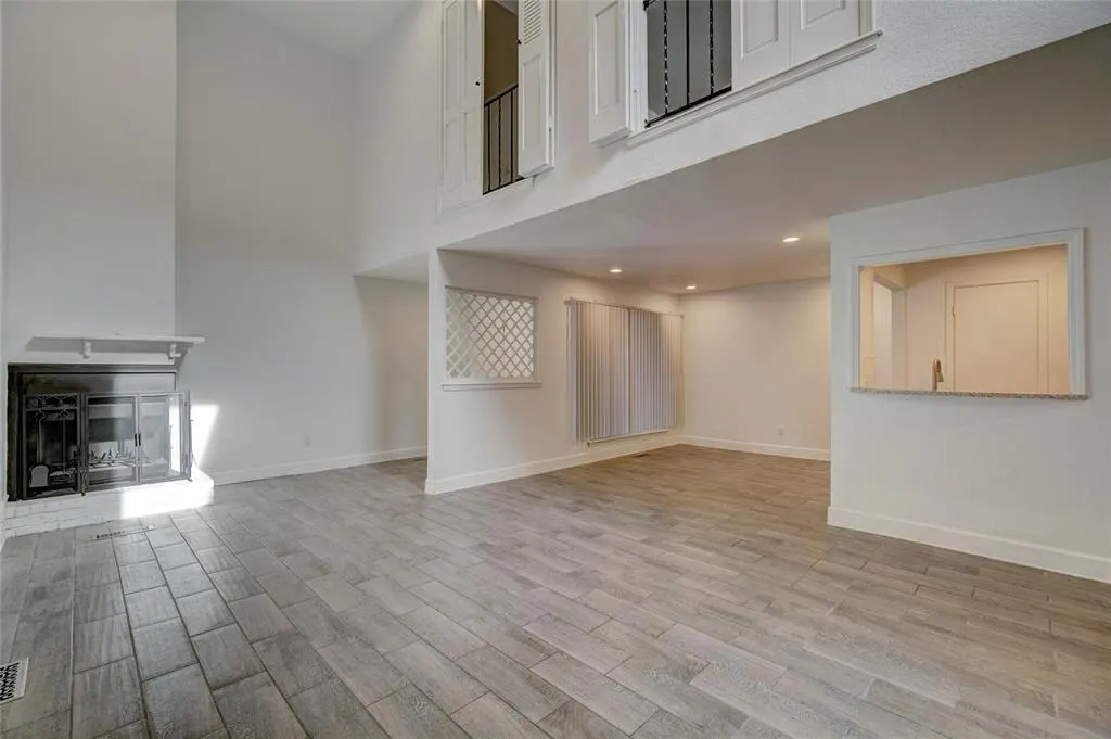Photo 2 — 2030 Three Stars Road, Edmond, OK 73034