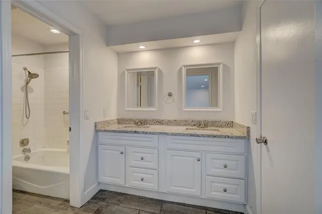 Photo 8 — 2030 Three Stars Road, Edmond, OK 73034