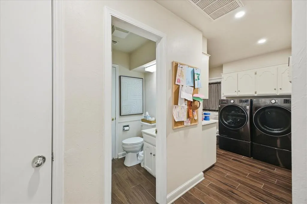 Photo 12 — 2901 Chapel Hill Road, Oklahoma City, OK 73120