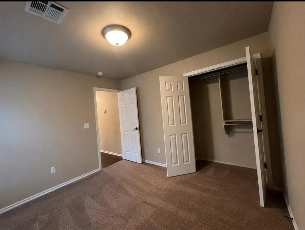Photo 13 — 10605 NW 17th, Yukon, OK 73099