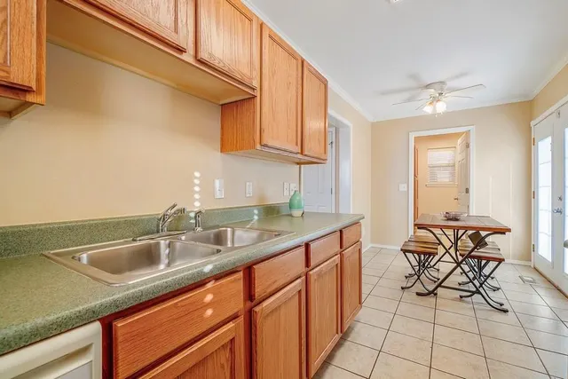 Photo 4 — 324 Belmont Drive, Edmond, OK 73034