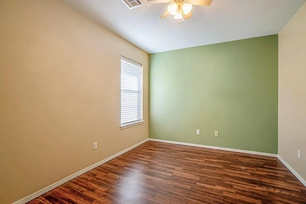Photo 9 — 324 Belmont Drive, Edmond, OK 73034