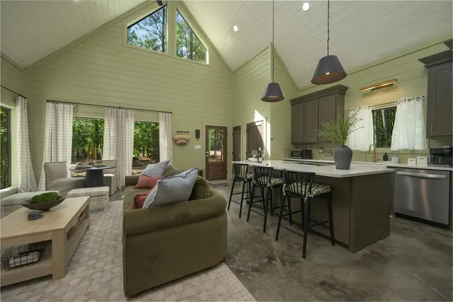 Photo 4 — 72 Bear Pine Trail, Broken Bow, OK 74728