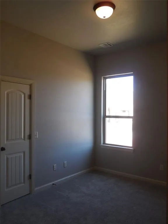 Photo 14 — 3328 Enclave Lane, Norman, OK 73072