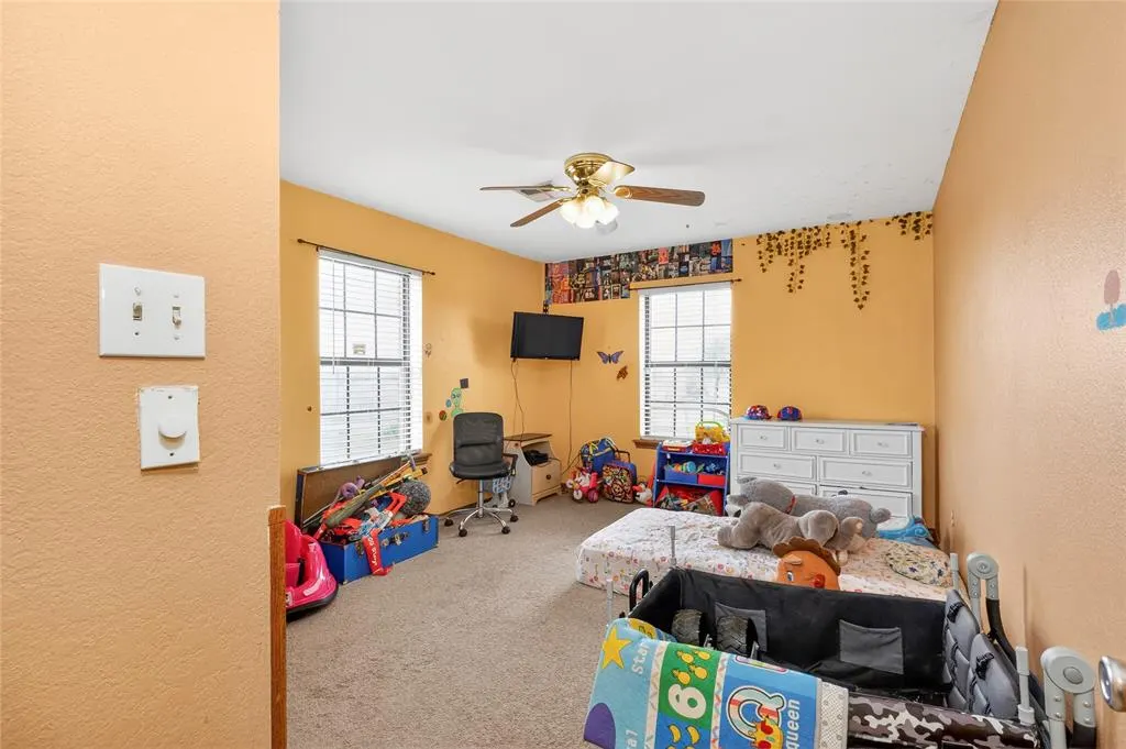 Photo 24 — 910 1st Street, Elgin, OK 73538