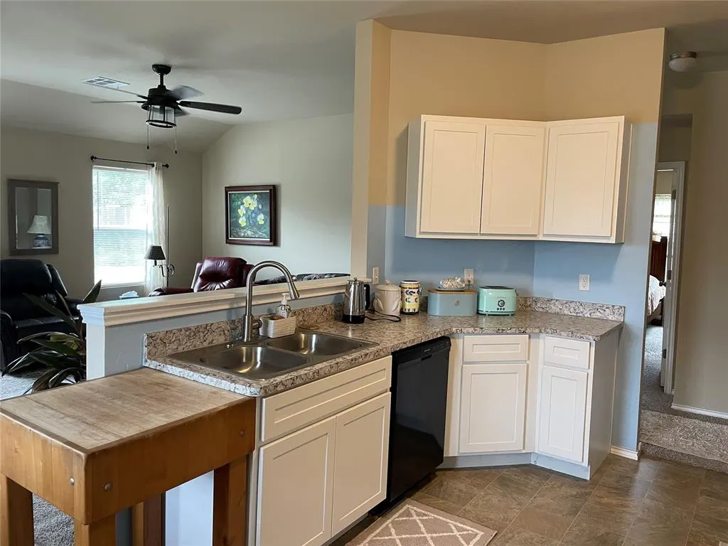 Photo 21 — 1904 Twisted Oak Court, Shawnee, OK 74804