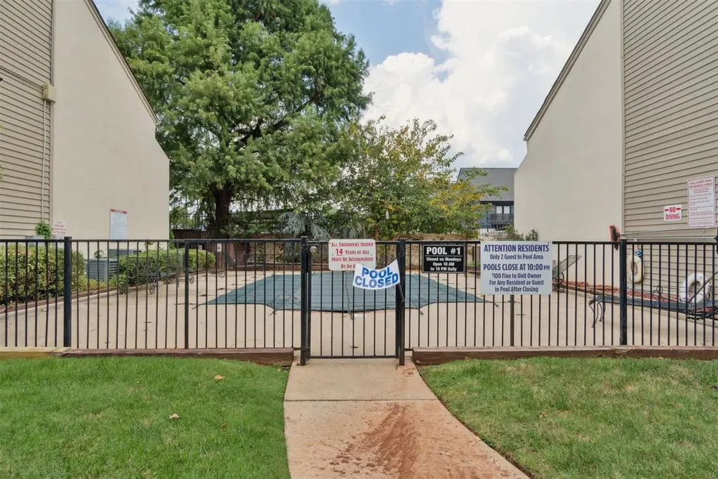 Photo 48 — 11120 Stratford Drive 220, Oklahoma City, OK 73120