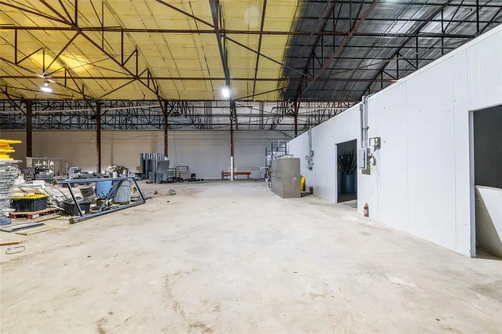 Photo 23 — 900 N 4 Street, Guthrie, OK 73044