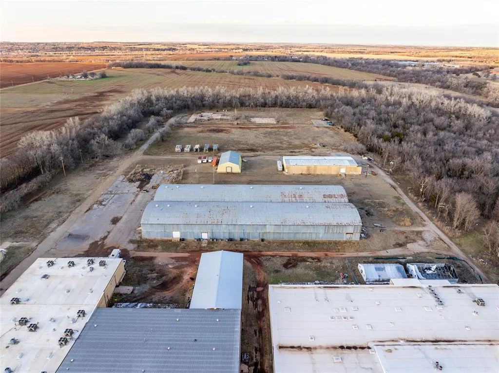 Photo 31 — 900 N 4 Street, Guthrie, OK 73044