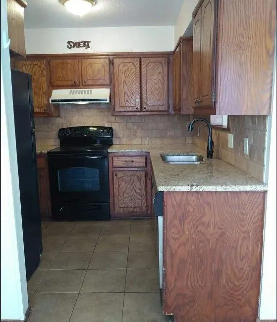 Photo 5 — 4107 Heritage Place Drive, Norman, OK 73072