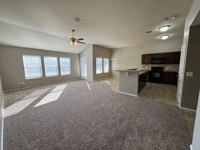 Photo 5 — 9540 SW 25th Street, Oklahoma City, OK 73128