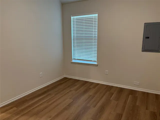 Photo 5 — 819 S Wilson Avenue, El Reno, OK 73036