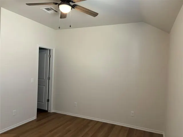 Photo 6 — 819 S Wilson Avenue, El Reno, OK 73036