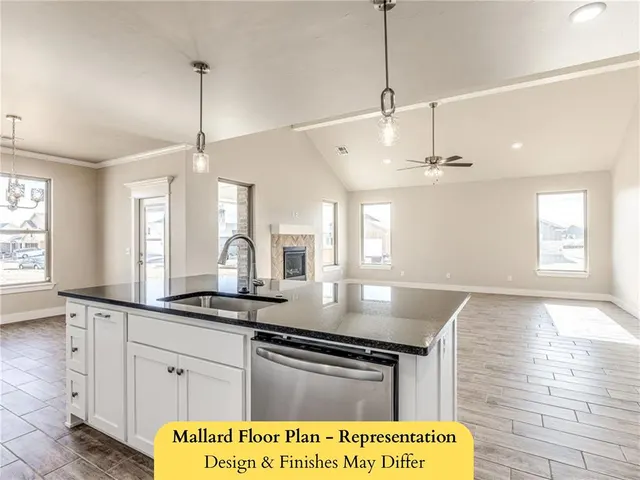 Photo 7 — 9336 NW 147th Court, Yukon, OK 73099