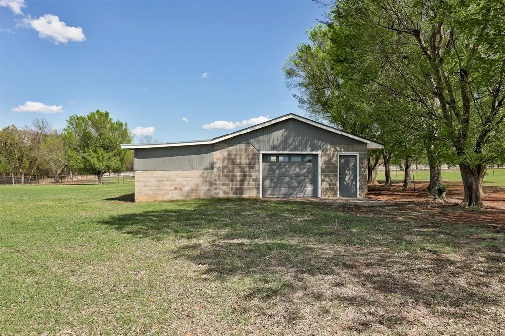 Photo 39 — 2705 Redbud Lane, Edmond, OK 73025