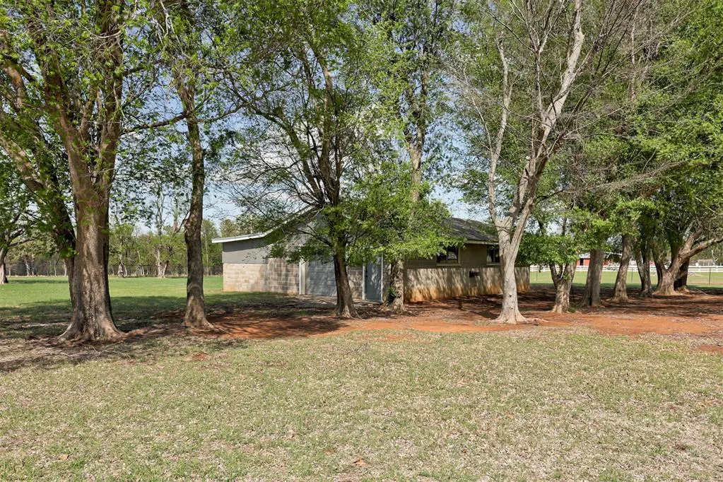 Photo 40 — 2705 Redbud Lane, Edmond, OK 73025