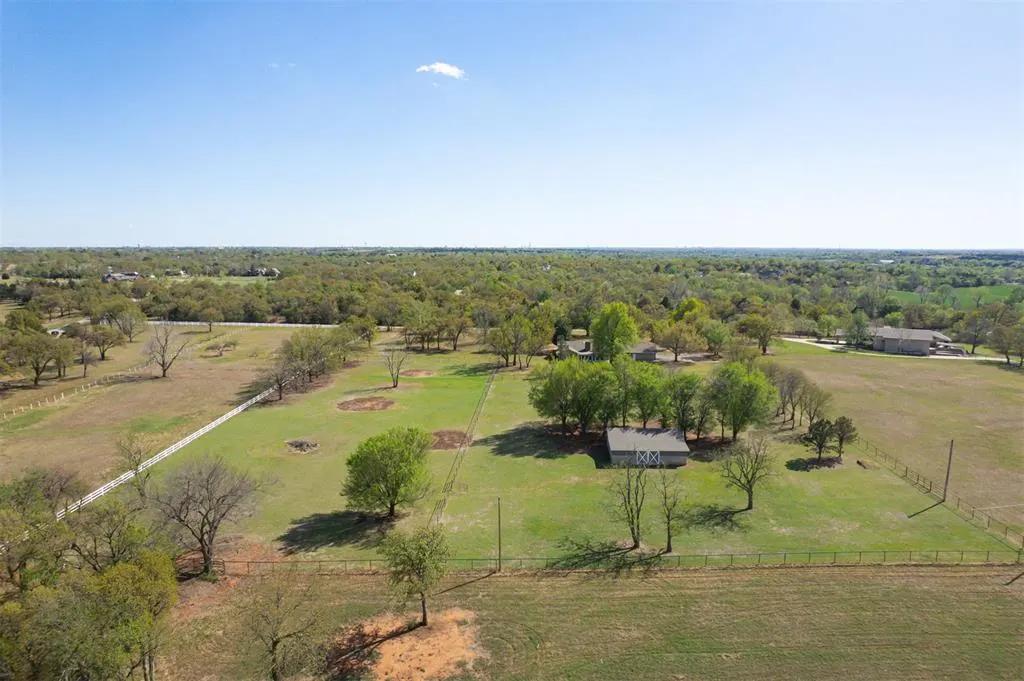 Photo 43 — 2705 Redbud Lane, Edmond, OK 73025
