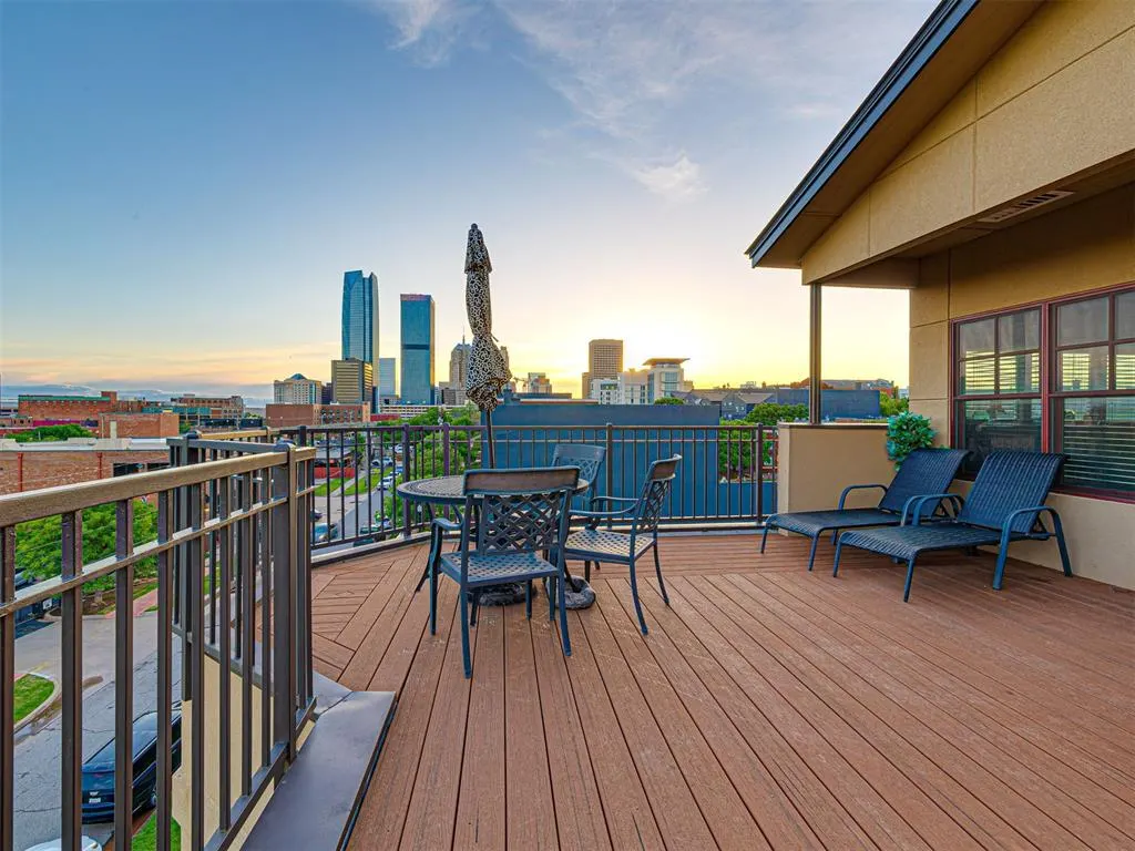 Photo 12 — 319 NE 1st Street, Oklahoma City, OK 73104