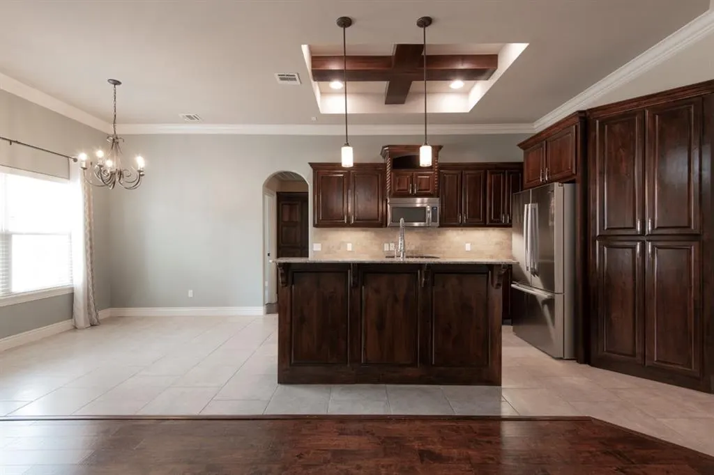Photo 13 — 2124 Newbrook Drive, Edmond, OK 73003