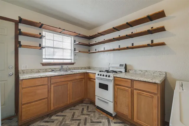 Photo 8 — 1133 Stubbeman Avenue, Norman, OK 73069