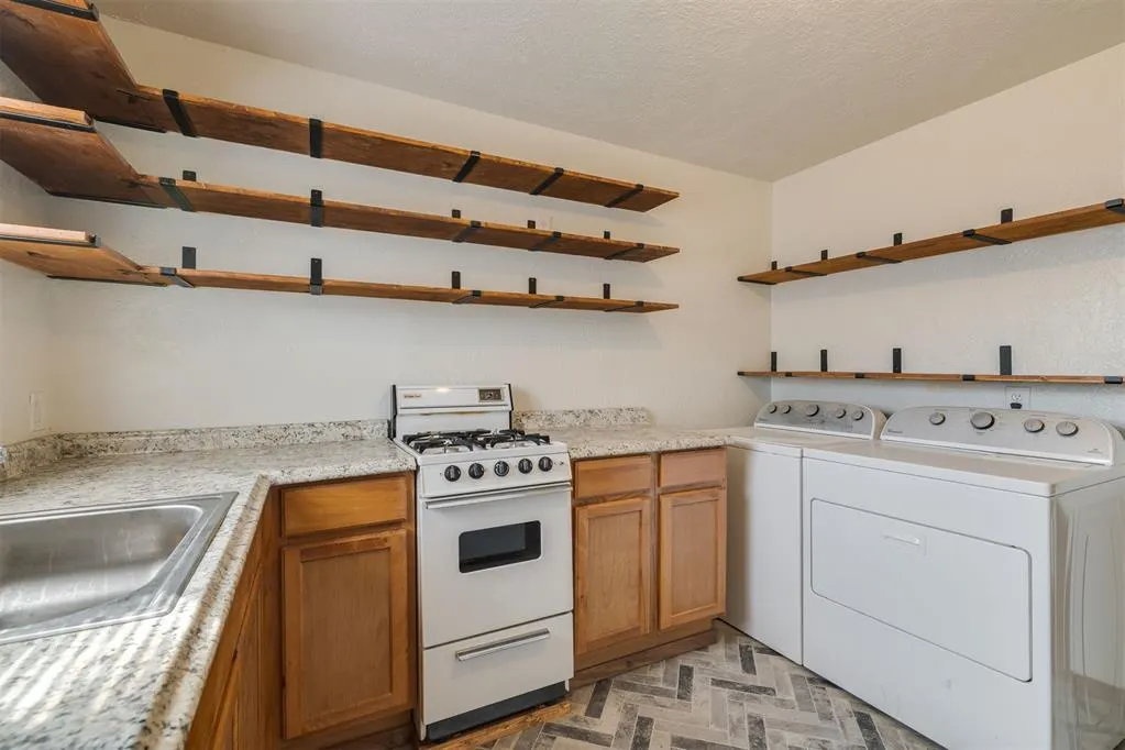 Photo 9 — 1133 Stubbeman Avenue, Norman, OK 73069