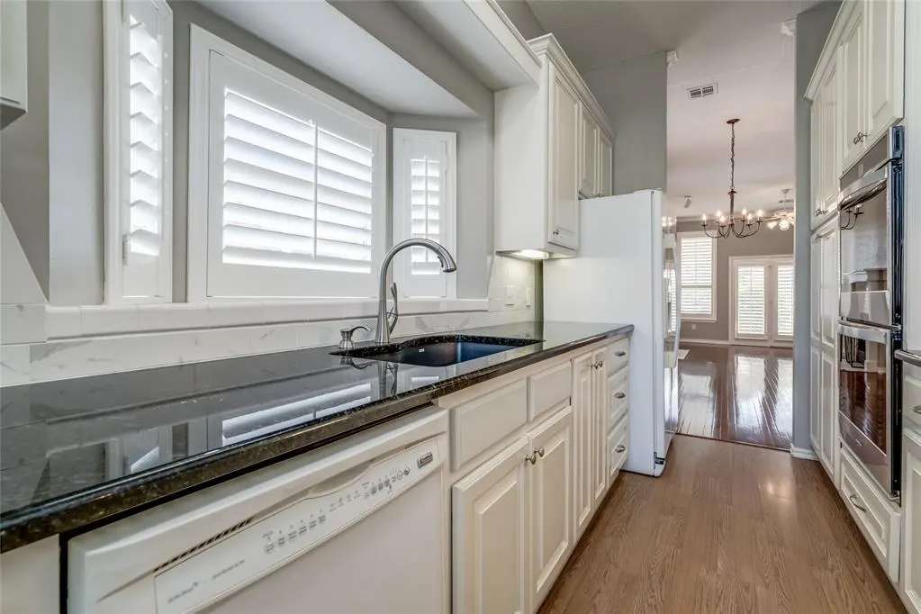 Photo 13 — 912 Heather Glen Terrace, Norman, OK 73072