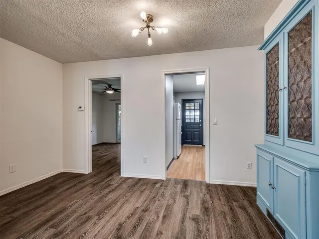 Photo 8 — 3039 W Wilshire Boulevard, Oklahoma City, OK 73116