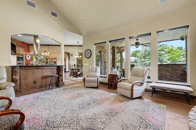 Photo 8 — 9200 Wheatland Drive, Oklahoma City, OK 73169