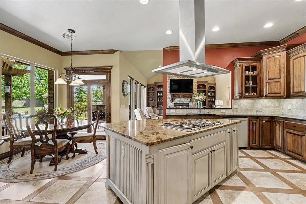 Photo 12 — 9200 Wheatland Drive, Oklahoma City, OK 73169