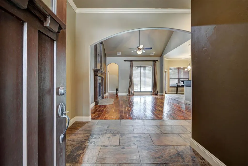 Photo 3 — 19513 Crest Ridge Drive, Edmond, OK 73012