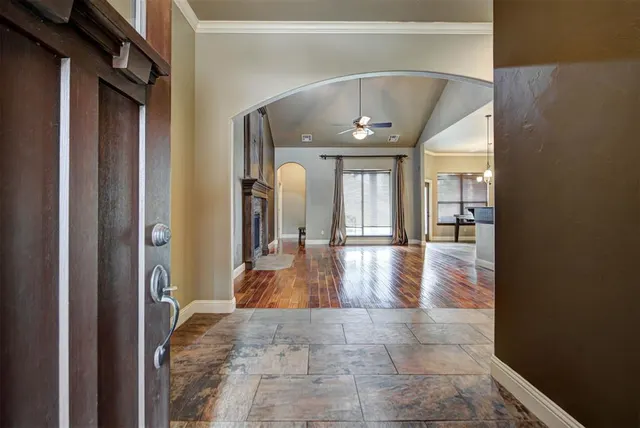 Photo 3 — 19513 Crest Ridge Drive, Edmond, OK 73012
