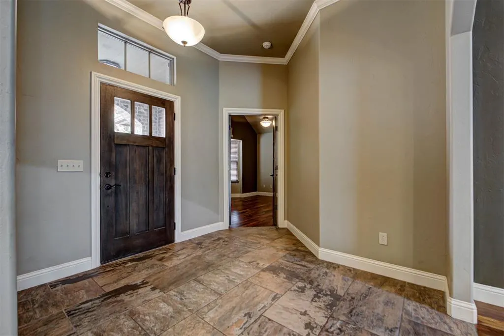 Photo 5 — 19513 Crest Ridge Drive, Edmond, OK 73012