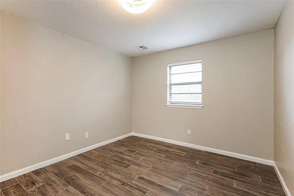 Photo 16 — 7301 Skylark Lane, Oklahoma City, OK 73162