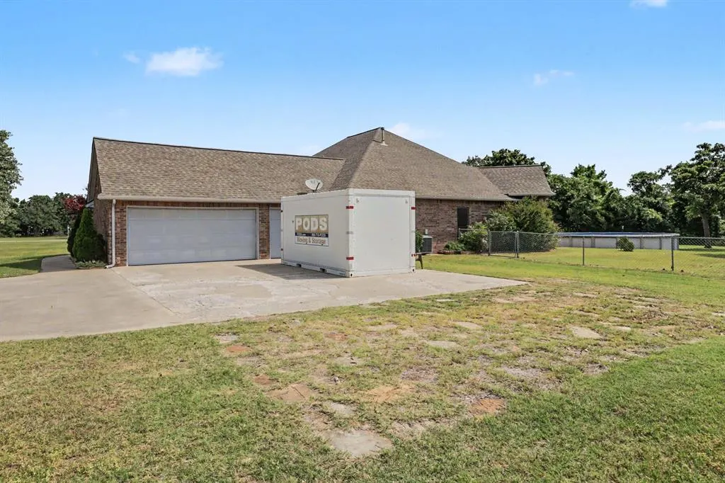 Photo 39 — 746 E Choctaw Street, Choctaw, OK 73020