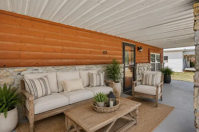 Photo 6 — 429 S Bailey Street, Hobart, OK 73651