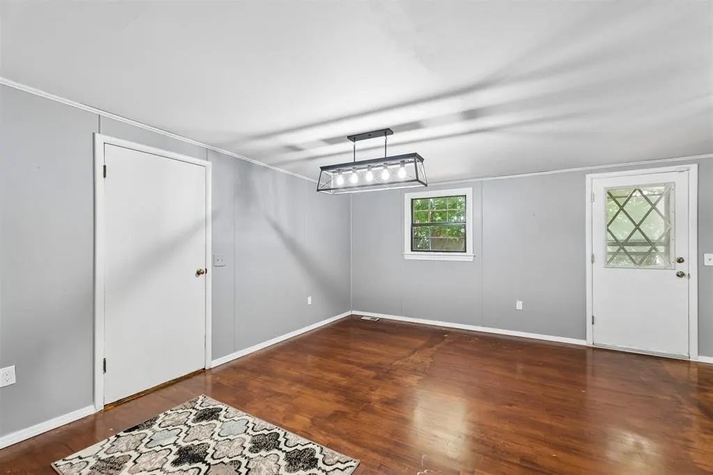 Photo 3 — 3925 W Park Place, Oklahoma City, OK 73107