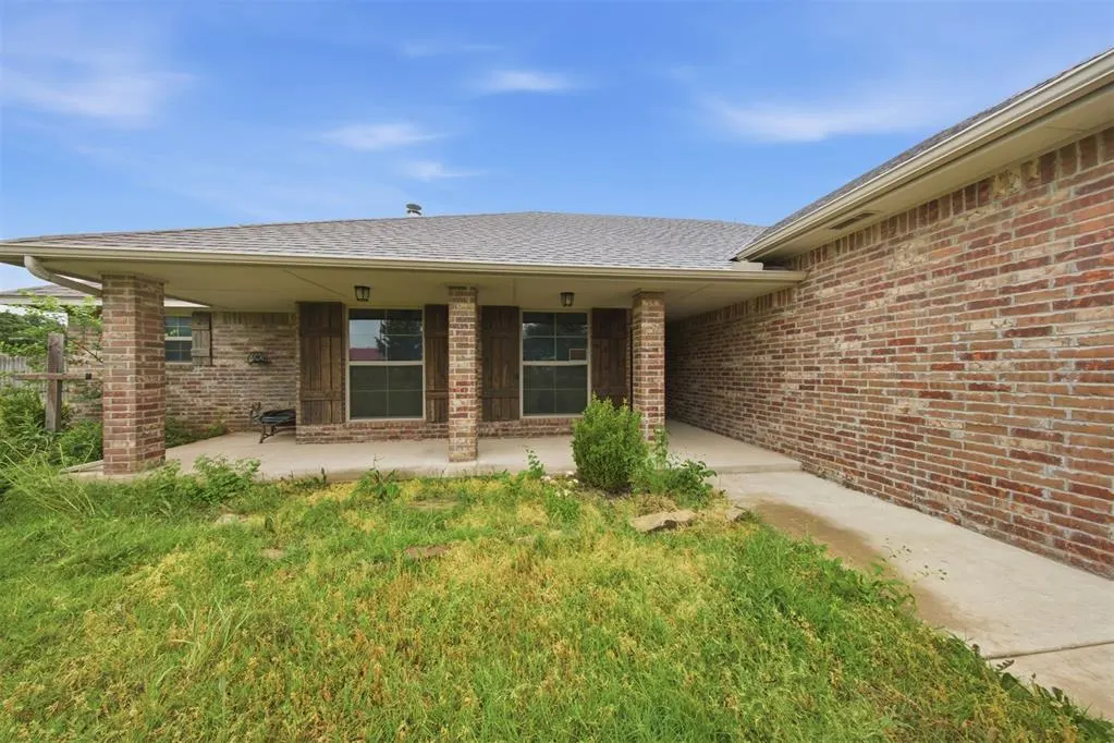 Photo 2 — 3401 W Simpson Road, Edmond, OK 73034