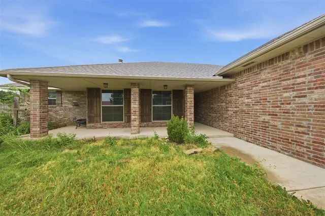 Photo 2 — 3401 W Simpson Road, Edmond, OK 73034