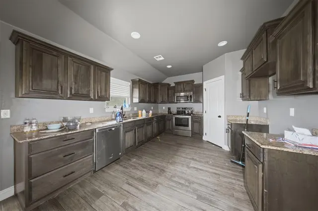 Photo 7 — 3401 W Simpson Road, Edmond, OK 73034