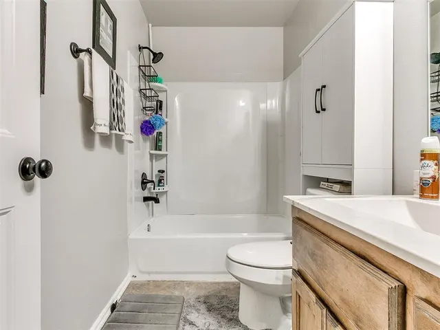 Photo 8 — 12828 William Penn Boulevard, Oklahoma City, OK 73120