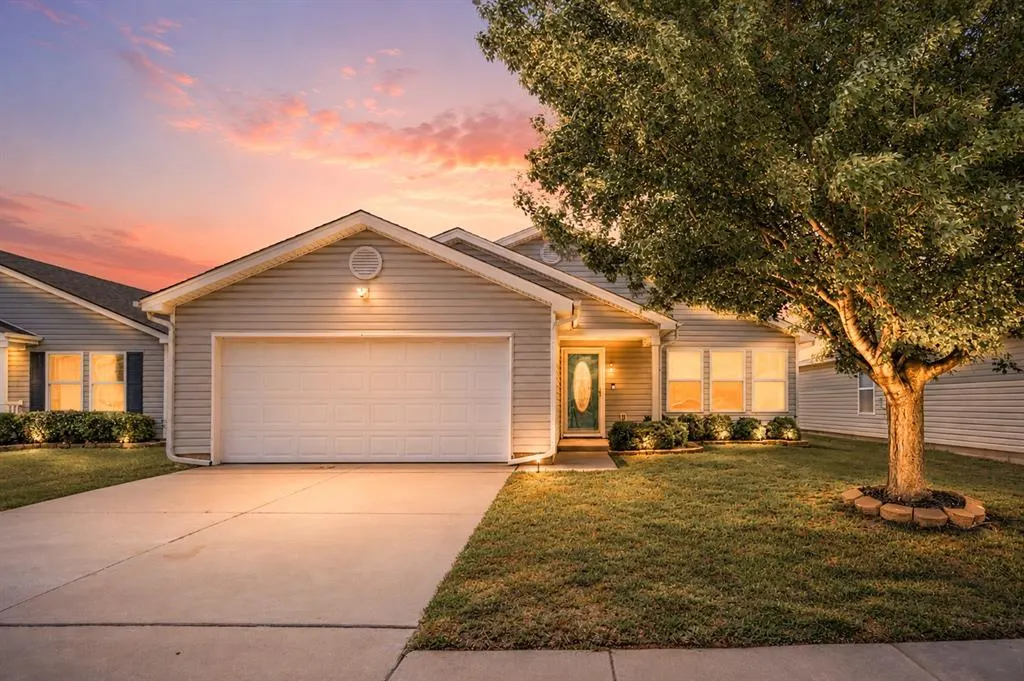 Front exterior — 15513 Camellia Road, Oklahoma City, OK 73170