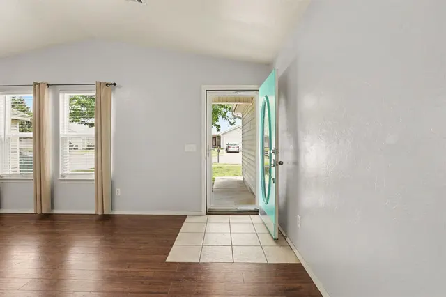 Photo 5 — 15513 Camellia Road, Oklahoma City, OK 73170