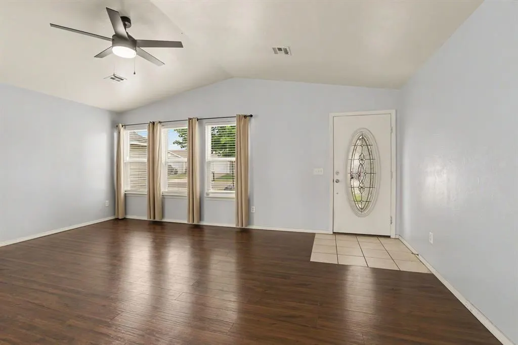 Photo 7 — 15513 Camellia Road, Oklahoma City, OK 73170