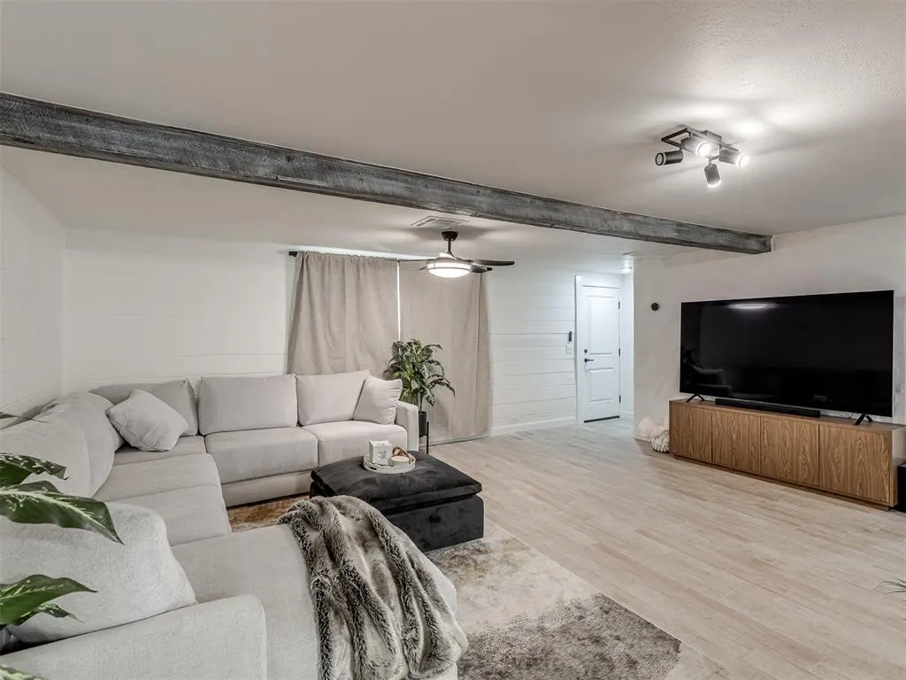 Photo 6 — 821 SE Grand Boulevard, Oklahoma City, OK 73129