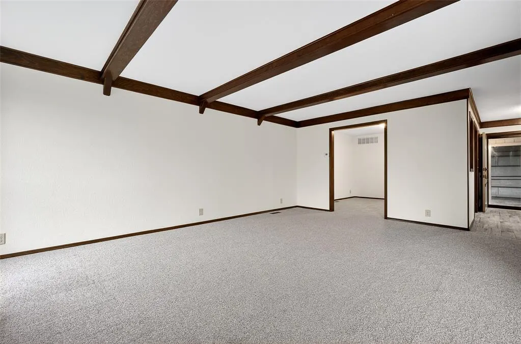 Photo 6 — 9601 Berkley Court, Oklahoma City, OK 73162