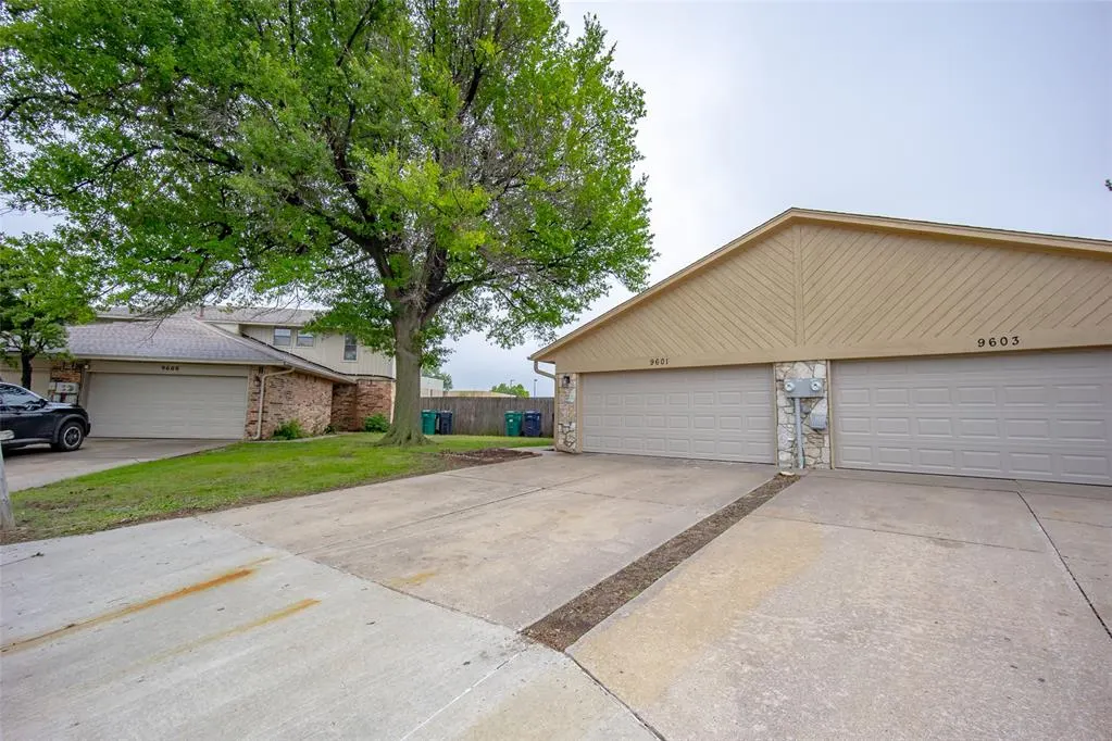Photo 44 — 9601 Berkley Court, Oklahoma City, OK 73162